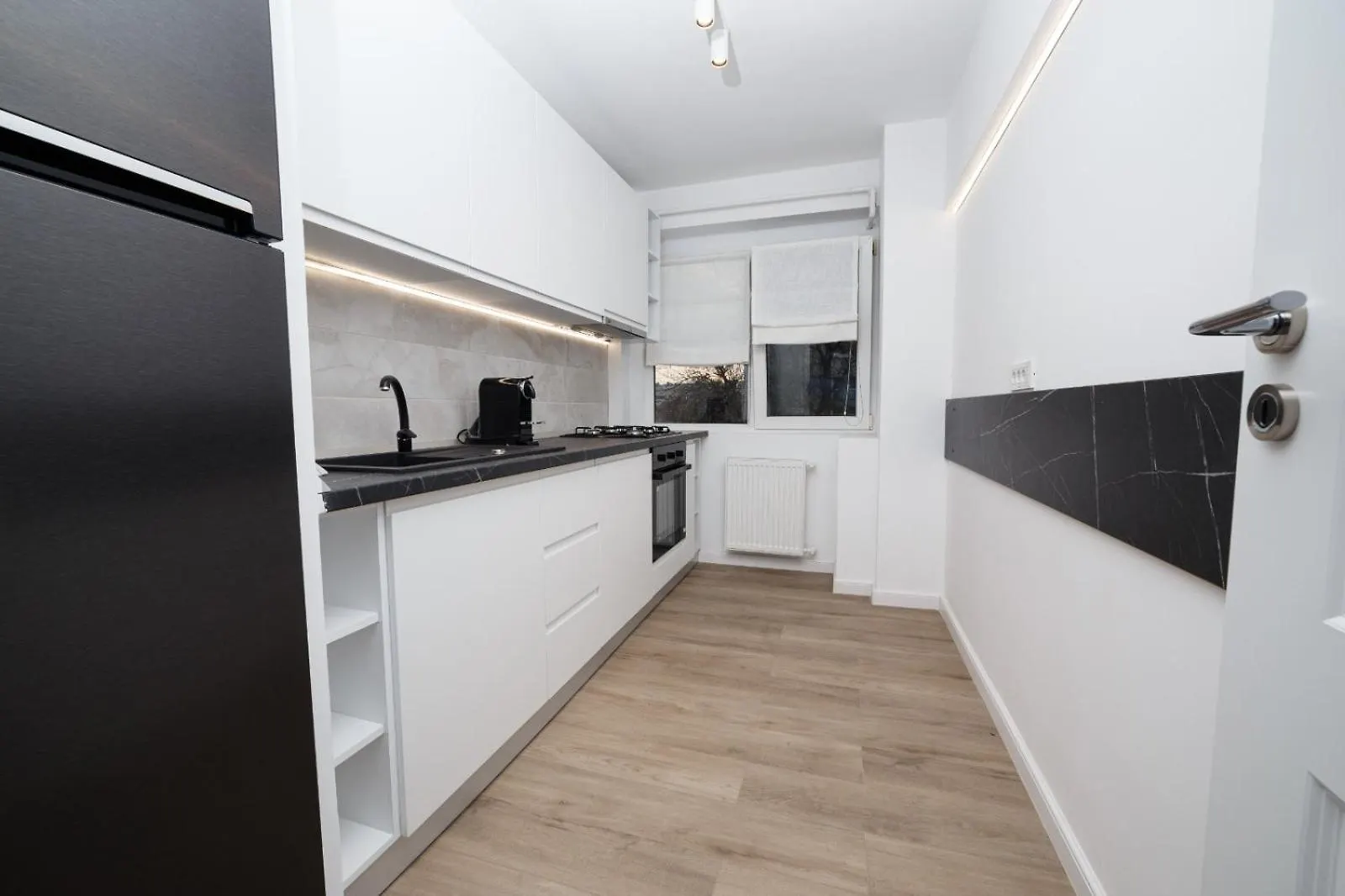 Modern Central Apartment - Subway Bucharest